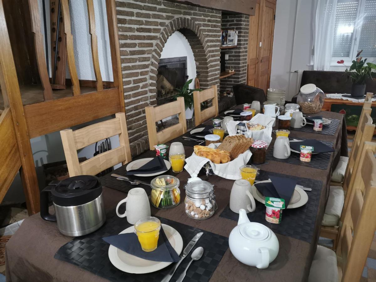 La Ferme De La Papote Bed & Breakfast Morbecque Dış mekan fotoğraf